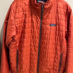 Mens XL Patagonia nano puff jacket - Like new